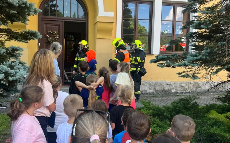 zš
